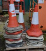 1 x Assorted Lot to Include 4 x Pieces of 340cm Temporary Fencing, 18 x Road Coans and 3 x Pieces of