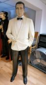 1 x Limited Edition Life Size Resin Humphrey Bogart made by AAA (Slight damage to Arm) - Dimensions: