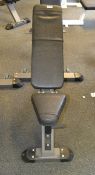 1 x Adjustable Weights Bench - Dimensions: H130 x L110 x W70cm - Ref: J2085/GFG - CL356 -