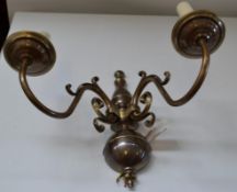 1x CHELSOM Ornate Wall Light Fitting In A Bronze Finish - Dimensions: L40/H30cm - New/Unused boxed