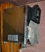 1 x Oceanic Sauna Heater With Controls - Ref: J2141/MCR - CL356 - Location: Middleton, M24