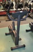 1 x Precor C846 Exercise Bike - Dimensions: L130 x H145 x W50cm - Ref: J2062/1FG - CL356 - Location: