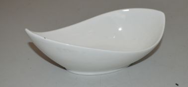55 x Orion Oval Twist Dish 8inch (RRP £198.00) - Ref RC182 Pal2 - CL332 - Location: Altrincham WA14