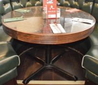 1 x Large Round Restaurant / Bistro Table With A Metal Base - Diameter 105cm / Height 77cm - CL366 -