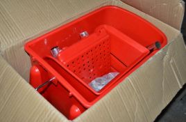 1 x Boxed Jantex 20 Litre Mop Bucket and Wringer - Unused - Red - CL363 - Location: Stevenage SG1