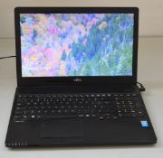 1 x Fujitsu LIFEBOOK A555 15.6-Inch Laptop Computer - Ref TP336