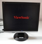 1 x ViewSonic VA916g - LCD PC Monitor - 19