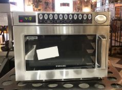 1 x Samsung Microwave Oven (Model: CM1929) - Used In Good Condition - CL372 - Ref: NC257 - Location: