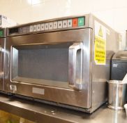 1 x Panasonic Commercial Microwave Oven With Stainless Steel Exterior - Ref NC371 - CL390 -