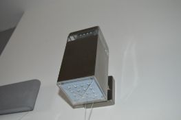 1 x Square LED Outdoor 32-LED Wall Light Finished In Satin Silver - Ex Display Stock - CL298 - Ref: