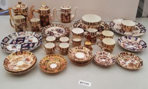 1 x Joblot Of 32 Pieces Vintage Imari Pattern Crockery - Ref BY102 I