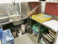1 x Nelson SW1300 BT DT Commercial Dishwasher And Wash Station Passthrough With Rinse Hose