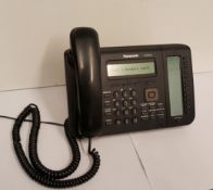 1 x PANASONIC KX-NT553 IP OFFICE PHONE - Ref BY133