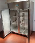 1 x Polar G594 Double Door Gastro Fridge With Stainless Steel Exterior - CL499 - Location: