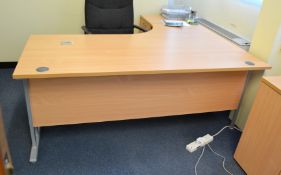 1 x Office Furniture Set - Ref: VM350 - CL409 - Location: Wakefield WF16
