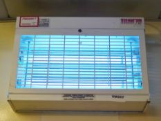 1 x Titan 30 Electric Fly Zapper - Ref VM207 B2 - CL409 - Location: Wakefield WF16