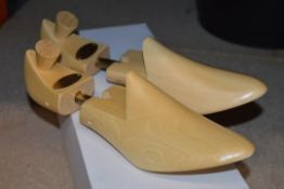 1 x Jones Bootmaker Diplomat Wooden Shoe Shaper - Size 8 - New and Boxed - CL448 - Ref J1072 -