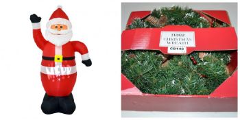 Set Of Christmas Decorations - Ref: CB140 - CL425 - Location: Altrincham WA14