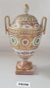 1 x ANTIQUE DRESDEN PORCELAIN TWIN HANDLE VASE IN GOLD AND WHITE - Ref CQ358 E - CL334 - Location: A