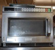 1 x Panasonic NE-1853 Commerical Microwave Oven - Ref C527 - CL461 - Location: London W3Please