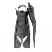 A Pair Of New XL Coda Dual Diving Fins - Ref: RB112, RB113 - CL349 - Location: Altrincham WA14 - RRP