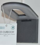 1 x Aluminium IP44 Grey Led Outdoor Wall Light Frosted Polycarbonate Diffuser - Ex Display Stock - C