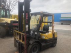 TCM FD25Z5T Forklift