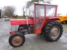 Massey Ferguson 158 tractor