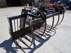 Sutton 8ft Dung Grab