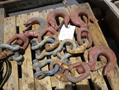 4 NO 11TONNE SWIVEL HOOKS