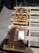 2 NO CABLE SKID ROLLERS