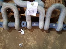 3 NO OF 55T DEE LIFTING SHACKLES BLUE SCREW PIN