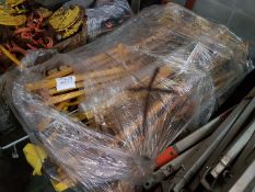 JOB LOT OF 110V TRIPOD LIGHTS