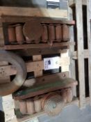 2 NO 100T MACHINE MOVING SKATES C.W TURNTABLES