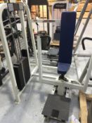 Life Fitness Chest Press