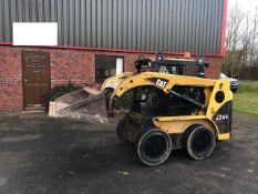 CATERPILLAR 226B Skid Steer with Bucket