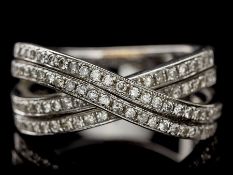 14 Carat White Gold 0.5 Carat Diamonds Crossover Ring