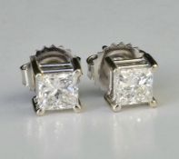 Princess-cut Diamond Earrings 14k