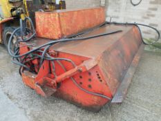 Brush attachment to fit Forklift