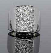 18ct White Gold Diamond Cluster Ring