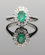 Vintage 18ct Gold Emerald and Diamond Cluster Ring 1980