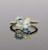 Vintage Aquamarine and Diamond Twist Ring 1986