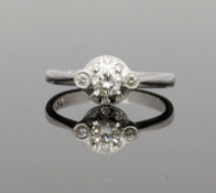 18ct White Gold Diamond Cluster Ring
