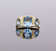18ct Gold Aquamarine & Diamond Gallery Ring