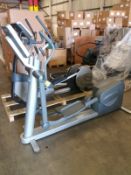 Life Fitness 95Xi Cross Trainer