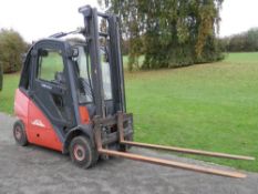 2004 Linde H20D 3 Meter 2 Tonne Lift Truck