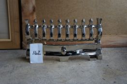 Cast gate fret