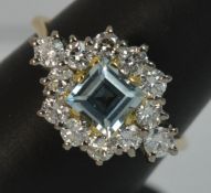 Diamond & Aquamarine 18ct Gold Cluster Ring