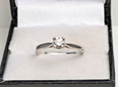 18ct White Gold Diamond Solitaire Claw Set Engagement Ring 0.25ct Size O