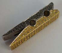 Novelty Diamond 9ct Gold Peg Design Pendant